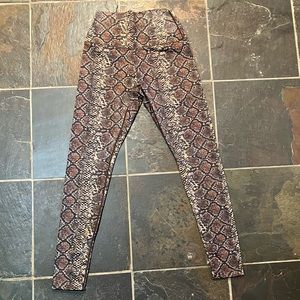 Kira Grace - snake skin pattered leggings - Size S